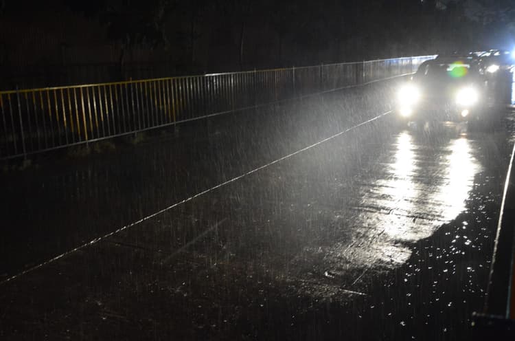 Patna : हल्की बारिश से बढ़ी उमस, आज बादल छाये रहने के हैं आसार