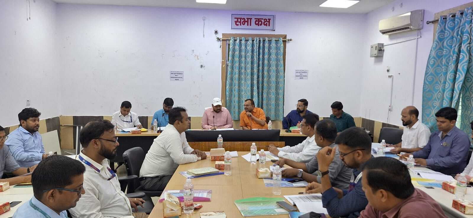 कृषि व एमएसएमई प्रक्षेत्र से जुड़ी योजनाओं में ससमय करें वित्तपोषणः डीएम