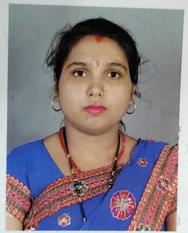 पति पत्नी और वो के चक्कर में पीस रहे दो परिवार