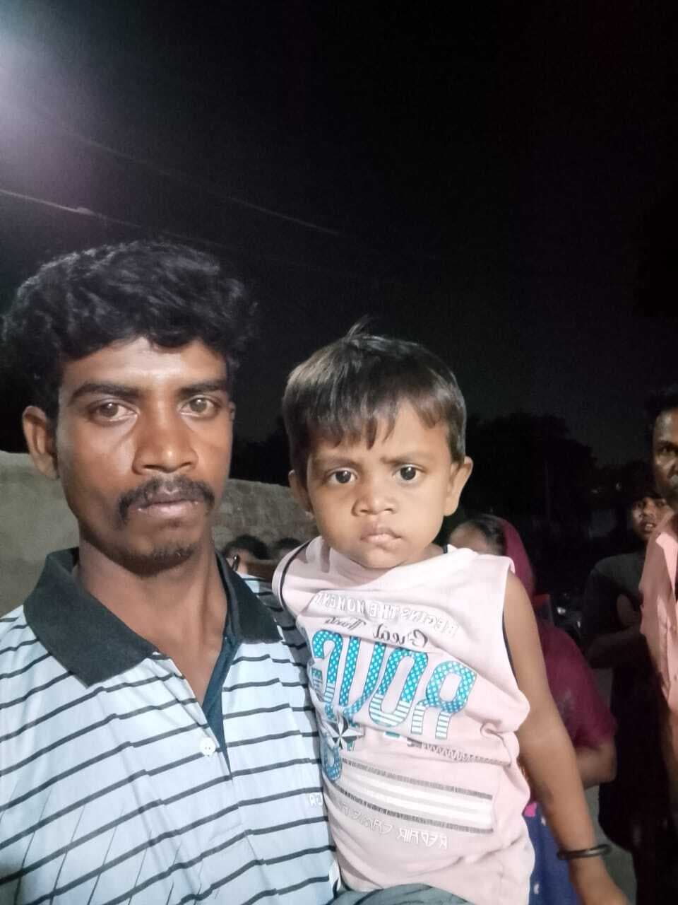 बच्ची को लेकर भाग रही महिला पकड़ायी, हिरासत में