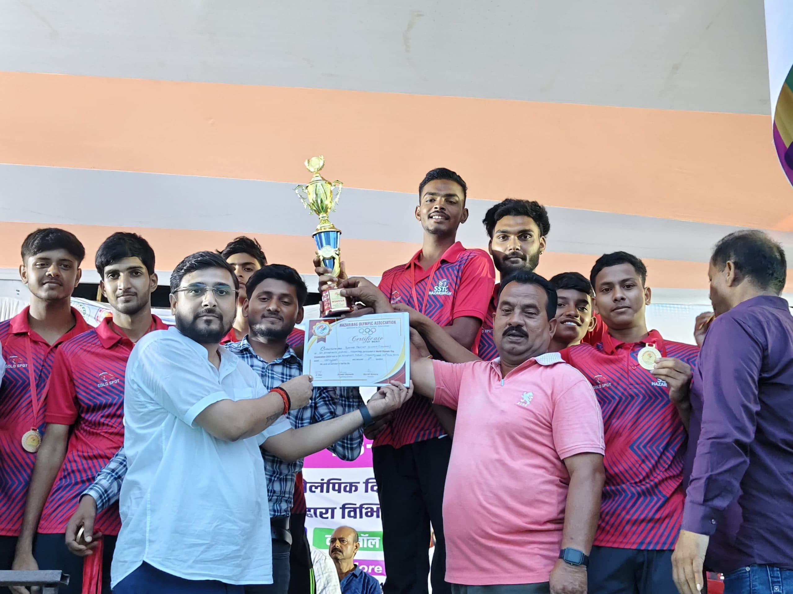 कई प्रतियोगिताओं के बेहतर खिलाड़ियों को मिला सम्मान