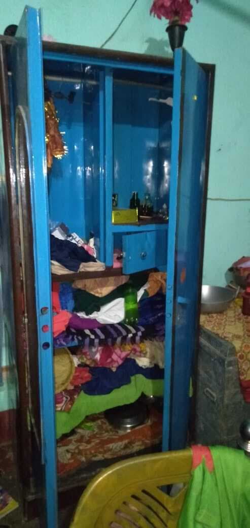 जमानत पर लौटा तो घर से गायब मिले जेवरात सहित अन्य सामान