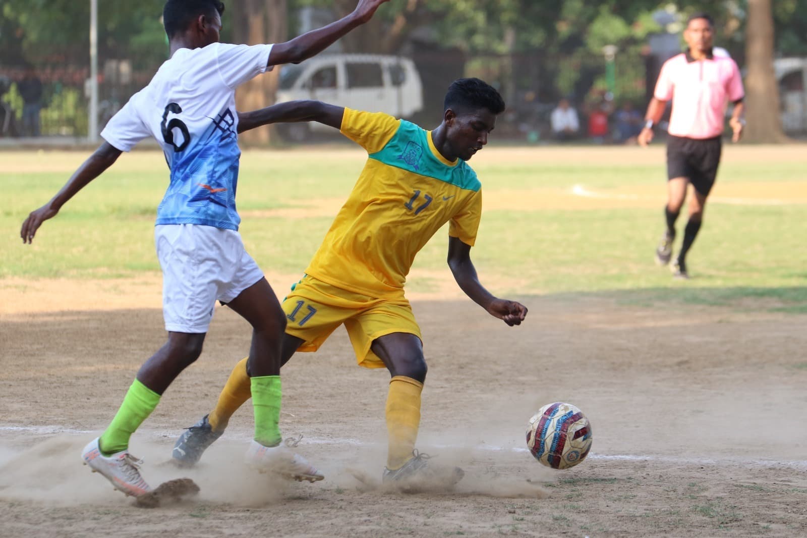 ए डिवीजन : कातिन क्लब और विकास समिति की टीमें जीती