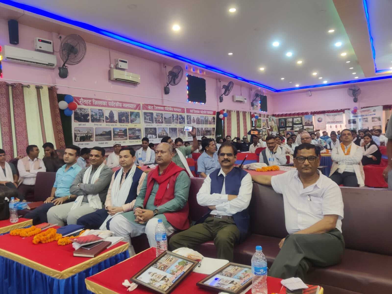 पर्यटकों का स्वागत करने की जरूरत : मुख्यमंत्री