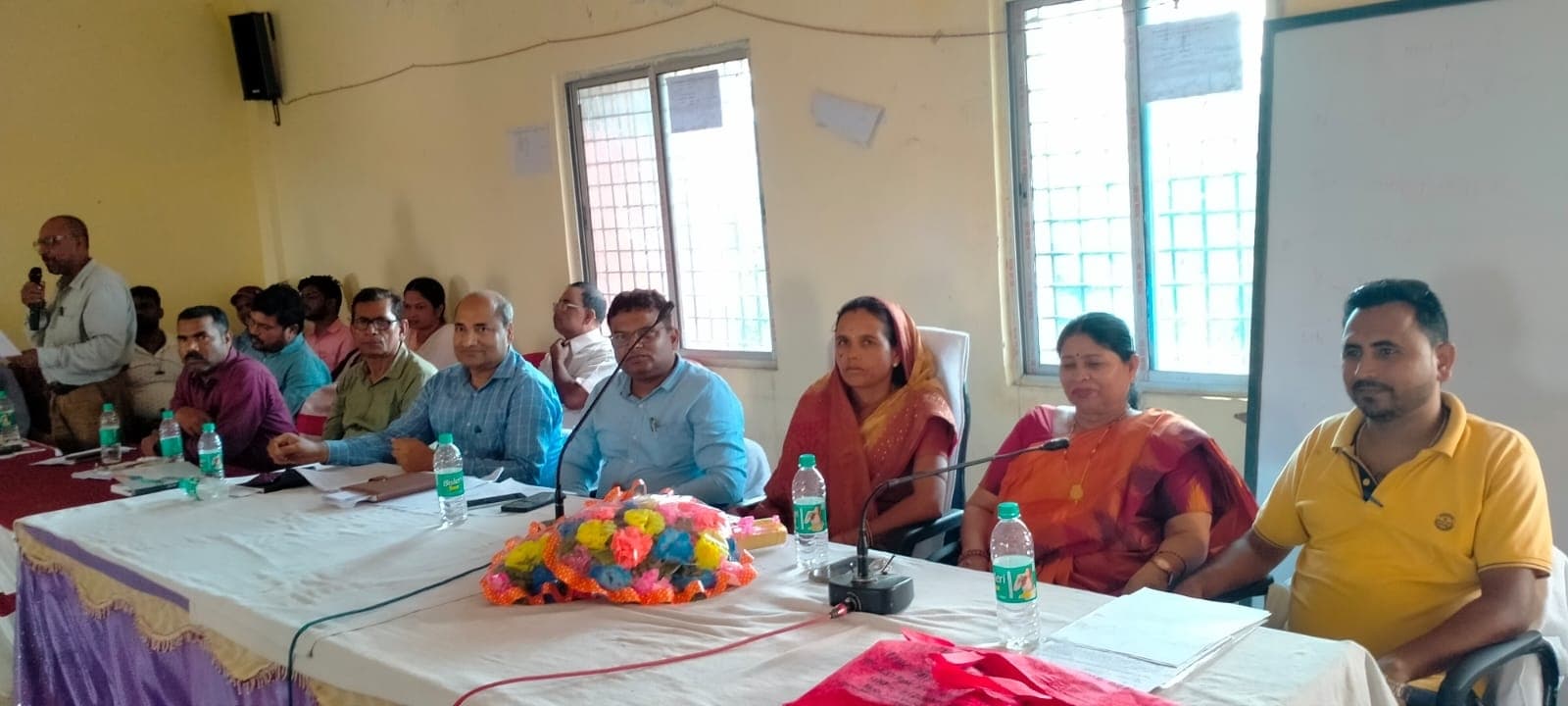 पंसस की बैठक में सीडीपीओ के अनुपस्थित रहने पर हंगामा