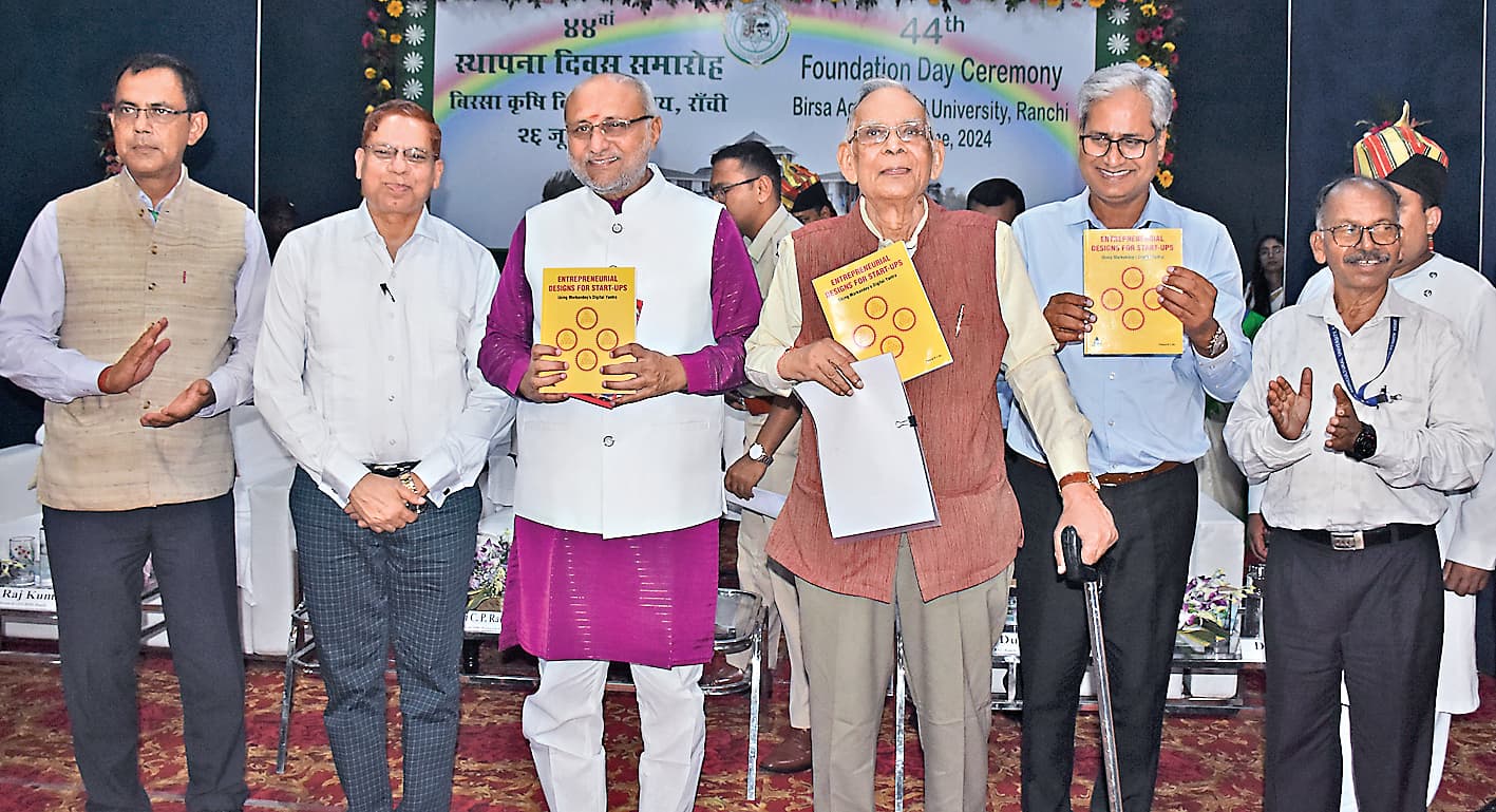 गलत करने पर कुलपति ही नहीं, कुलाधिपति भी हों दंडित : राज्यपाल