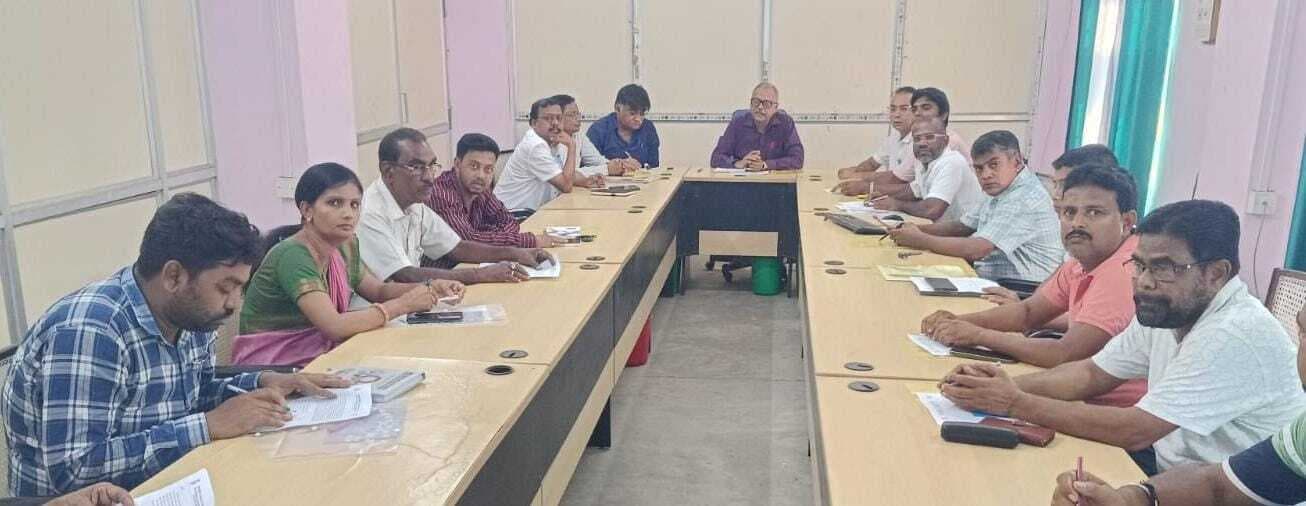 सुरक्षा व बिजली चोरी रोकने के लिए एलटी लाइन को केबल में बदला जायेगा : डीवीसी