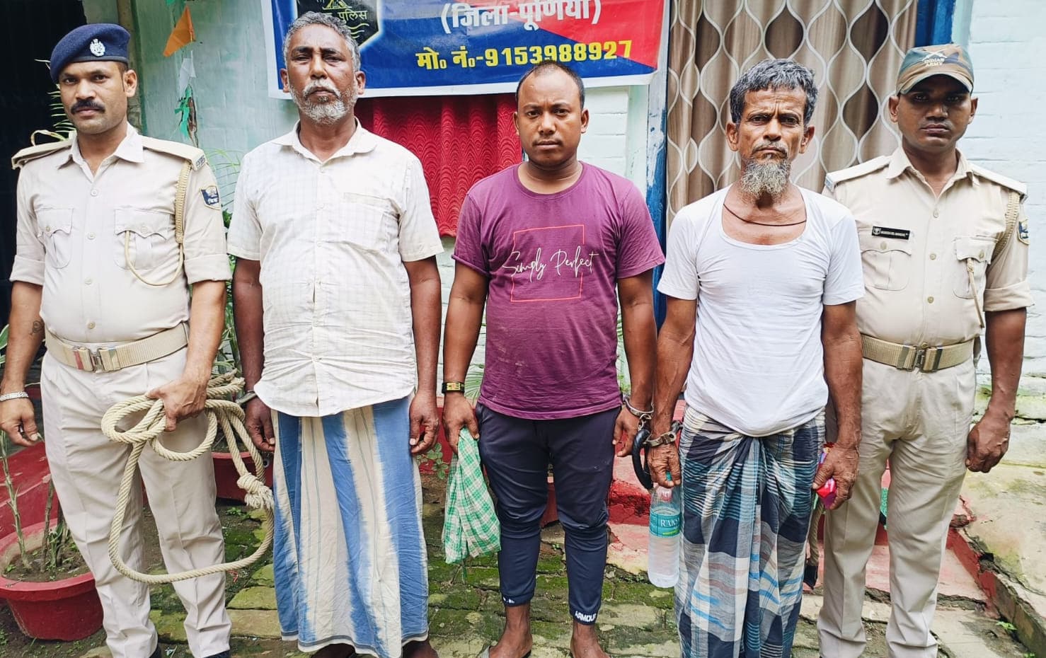 तीन वारंटियों को अनगढ़ पुलिस ने भेजा जेल