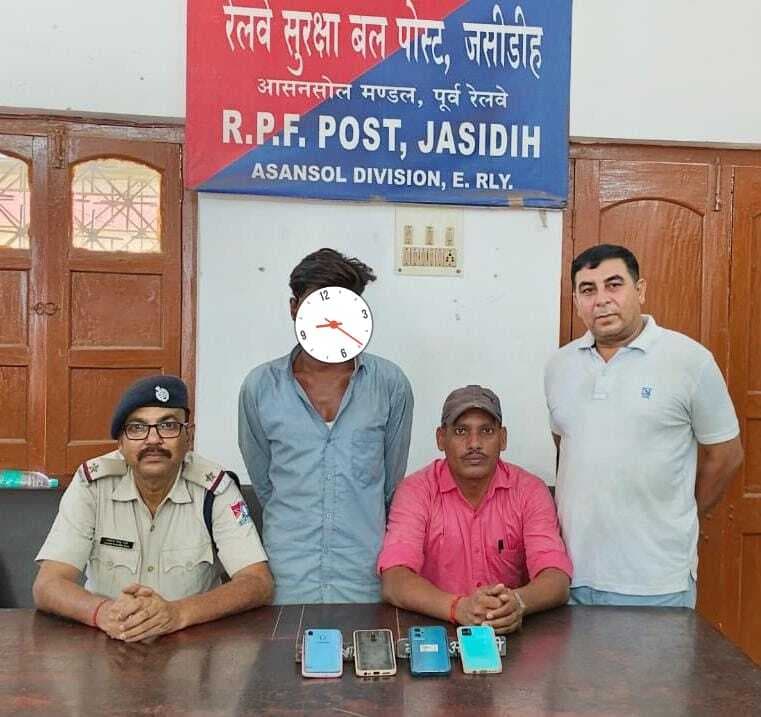 चोरी के चार मोबाइल के साथ गिरफ्तार युवक को भेजा जेल