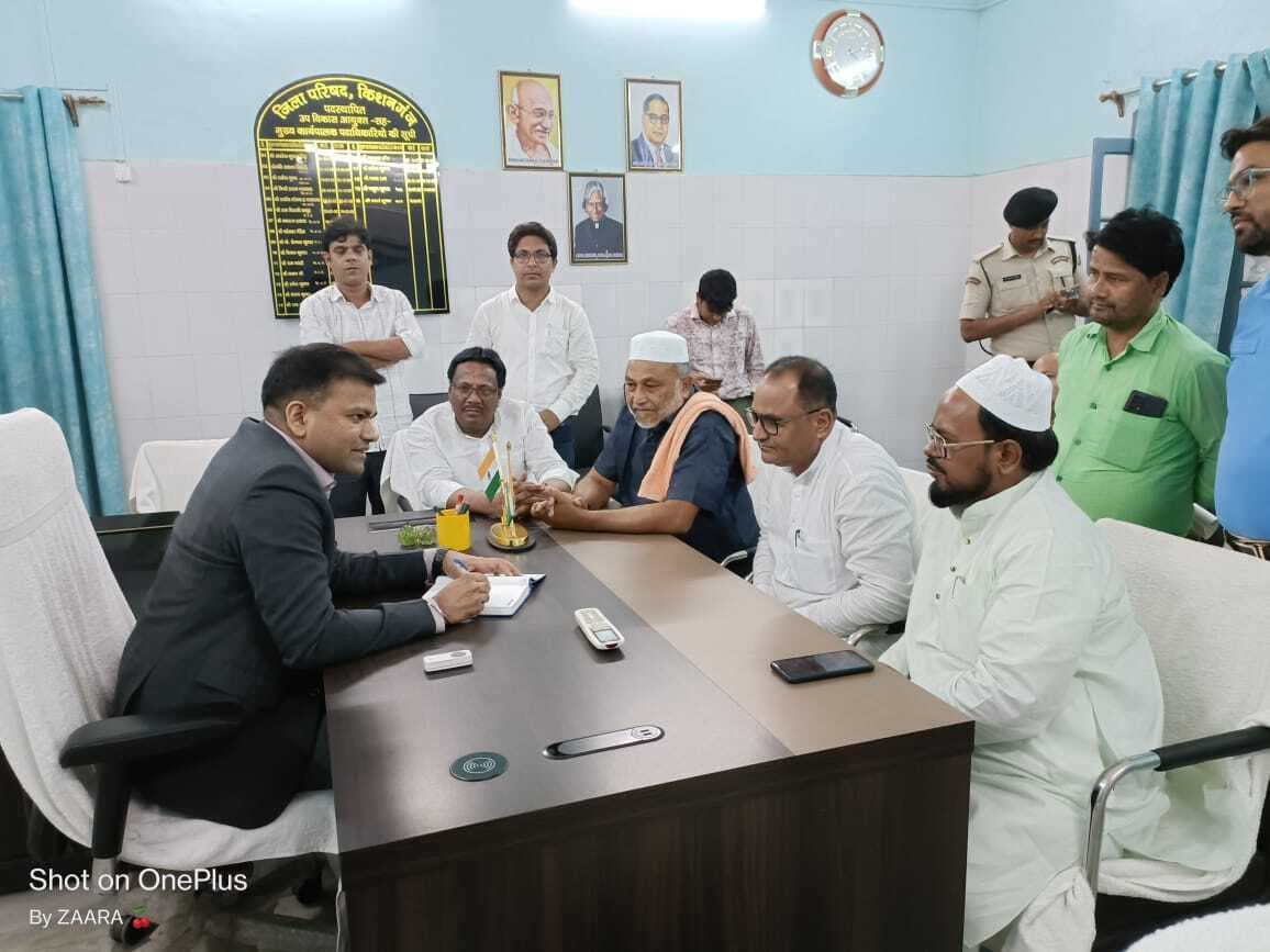 महागठबंधन के विधायकों ने जिले की समस्याओं से डीएम को कराया अवगत