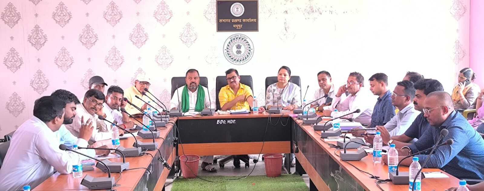 बिजली, शिक्षा, केसीसी ऋण व नल-जल योजना से जुड़े प्रस्तावों पर लिया निर्णय, कमियां दूर करने पर जोर