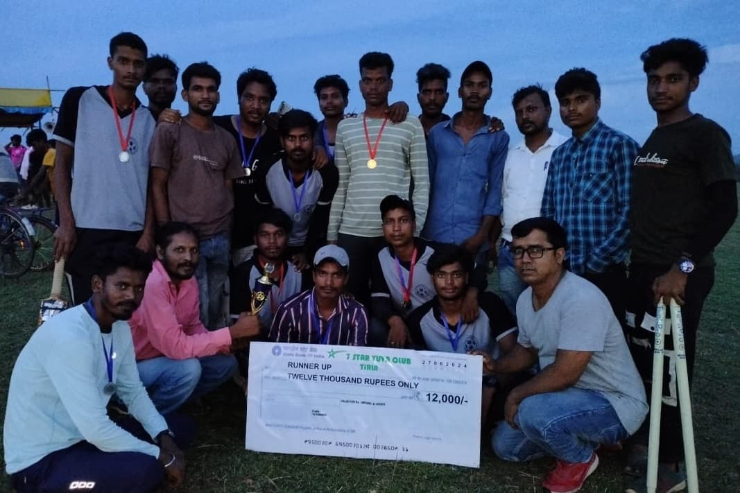 क्रिकेट टूर्नामेंट में सिरंय पंचायत बनी उप विजेता