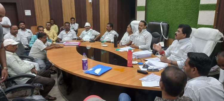 सरकार के निर्देश पर ही सड़कों का वर्गीकरण