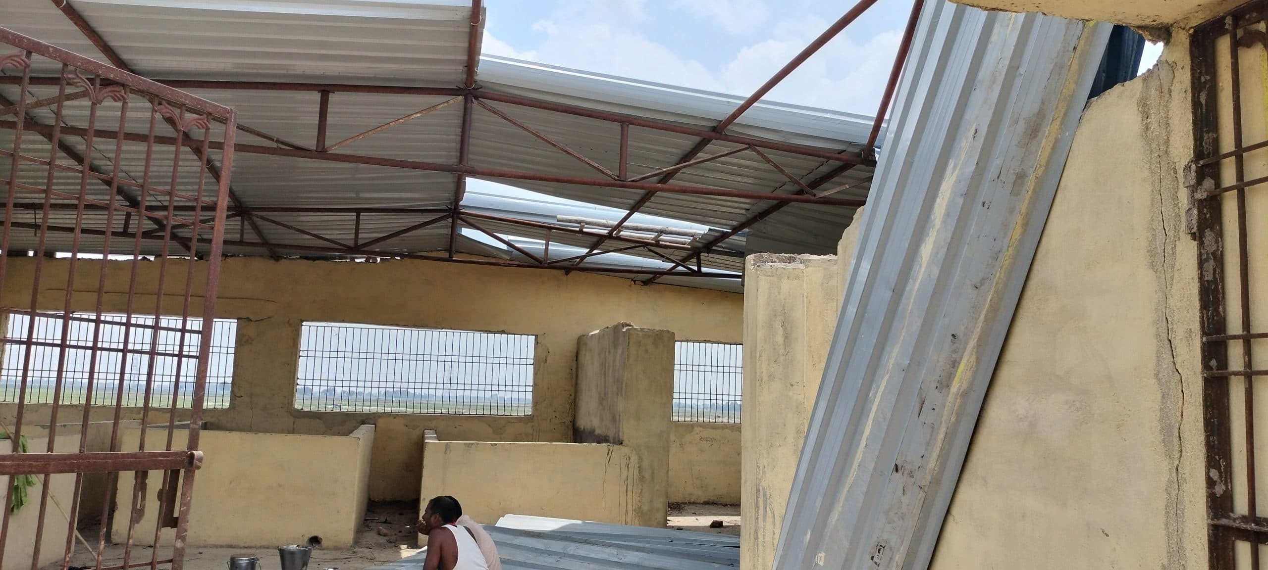 साढ़े सात लाख से तैयार डब्ल्यूपीयू उद्घाटन से पहले ही ध्वस्त