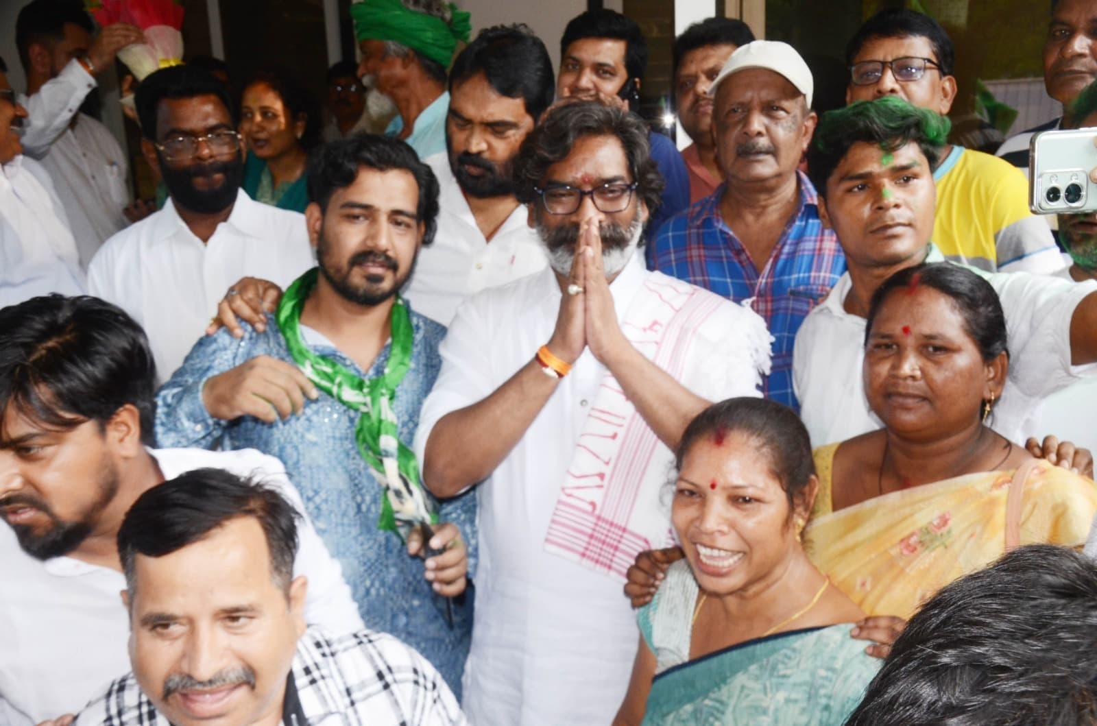 झूठी कहानी गढ़कर मुझे पांच महीने जेल में रखा : हेमंत