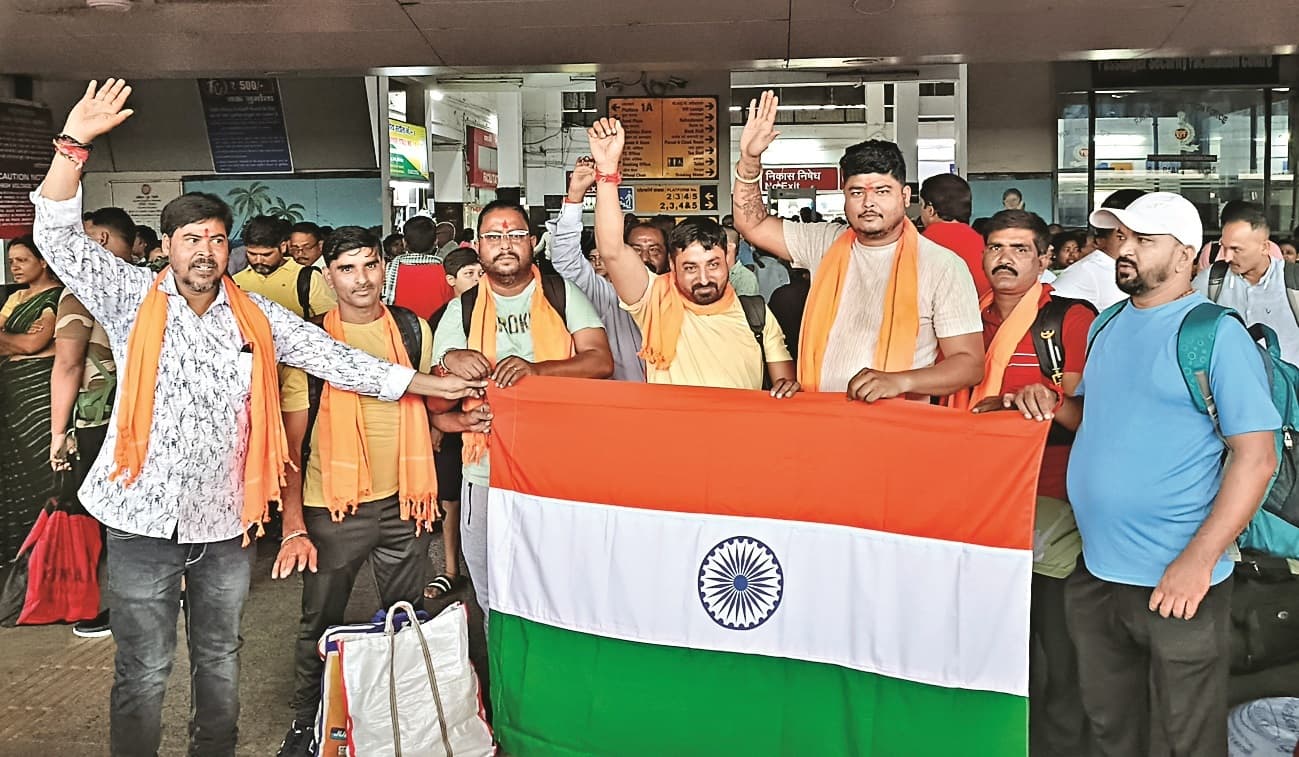 बाबा अमरनाथ के दर्शन के लिए जत्था रवाना