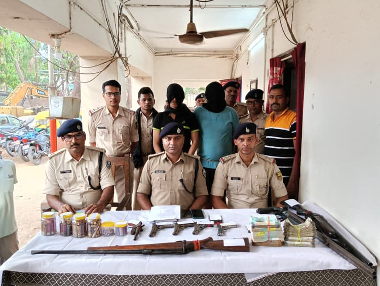 मनेर में हथियार के साथ दो लोग गिरफ्तार