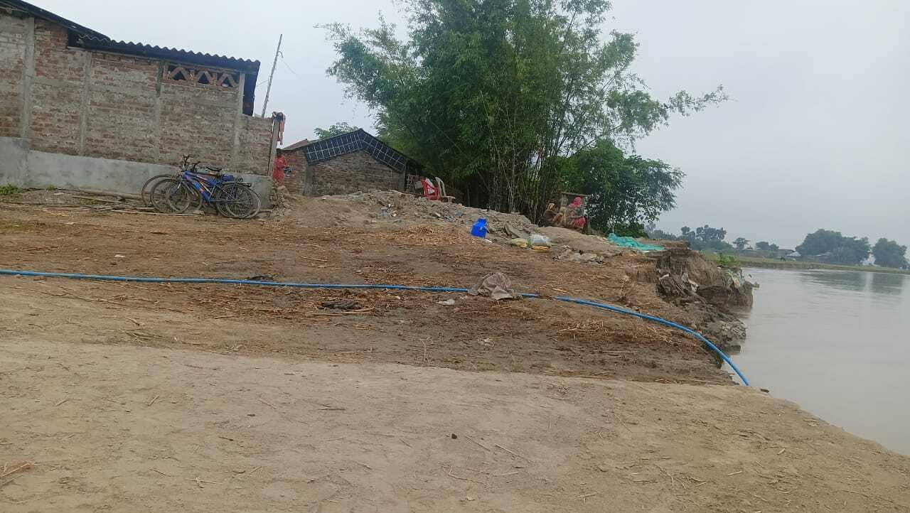 नदी का पानी घटते ही कटाव शुरू, ताराबाड़ी में स्थित विकट