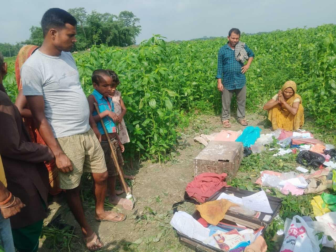 किसान के घर में चाेरी, हजारों की संपत्ति ले गये चोर