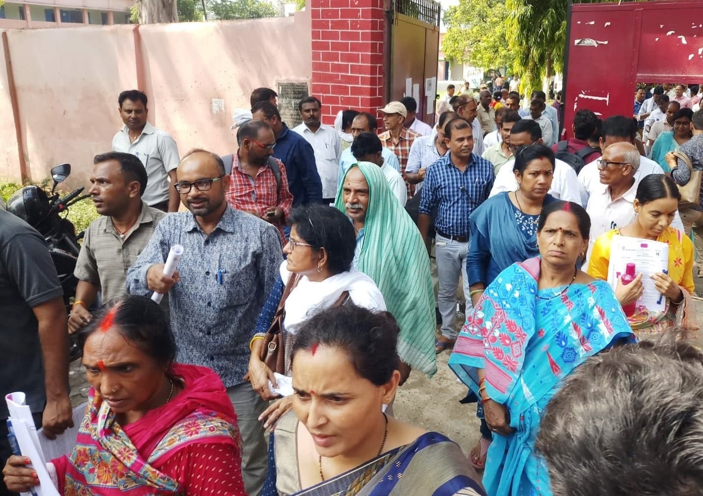 प्रधान शिक्षक पद की परीक्षा में शामिल हुए 11292 अभ्यर्थी