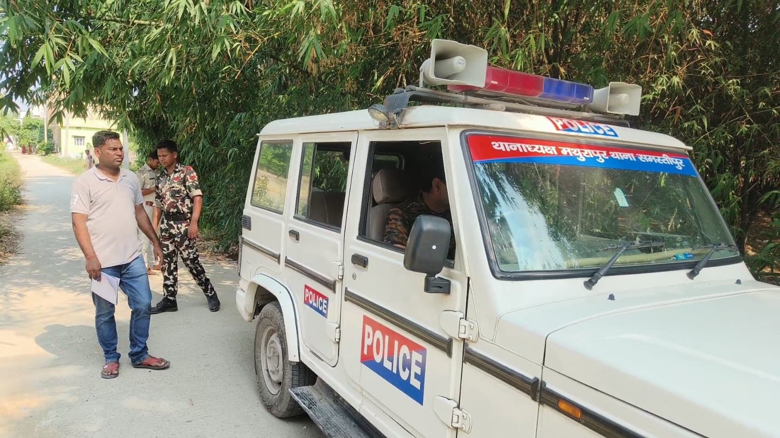 गोलियों की तड़तड़ाहट से थर्रा उठा मन्नीपुर गांव