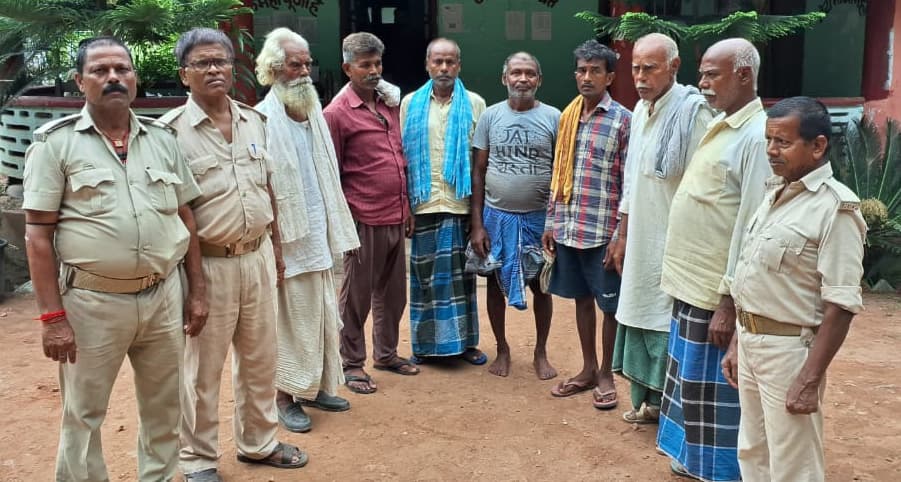 बड़हरा पुलिस ने सात वारंटी को भेजा जेल