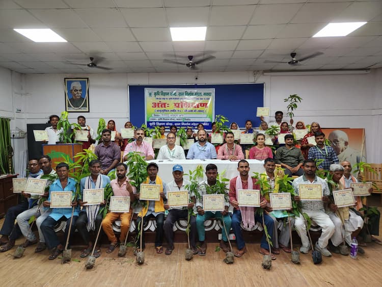 जलवायु अनुकूल खेती करने पर प्रकृति करती है मदद