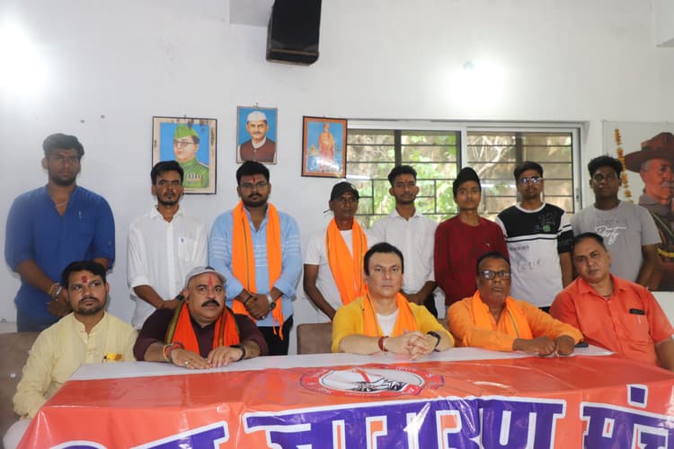 झारखंड में तेजी से बढ़ रहा है लव जिहाद, लैंड जिहाद गैंग्स हड़प रहे हैं आदिवासियों की भूमि