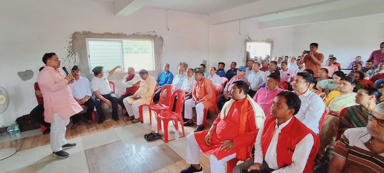 मन की बात में प्रधानमंत्री देशहित की बात करते हैं: कर्मवीर