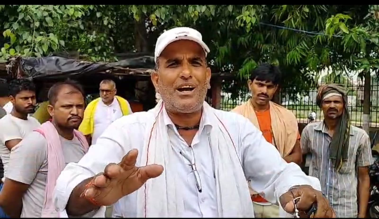 मऊ में बच्चों के विवाद पर उत्पन्न तनाव आपसी समझौता से सुलझा