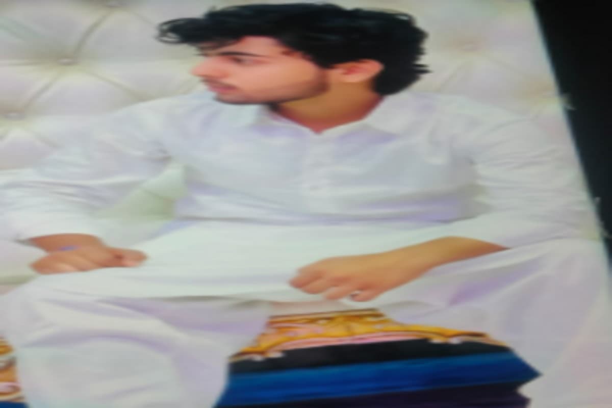 हजारीबाग के चमेली झरने से युवक का शव बरामद, पुलिस छानबीन में जुटी