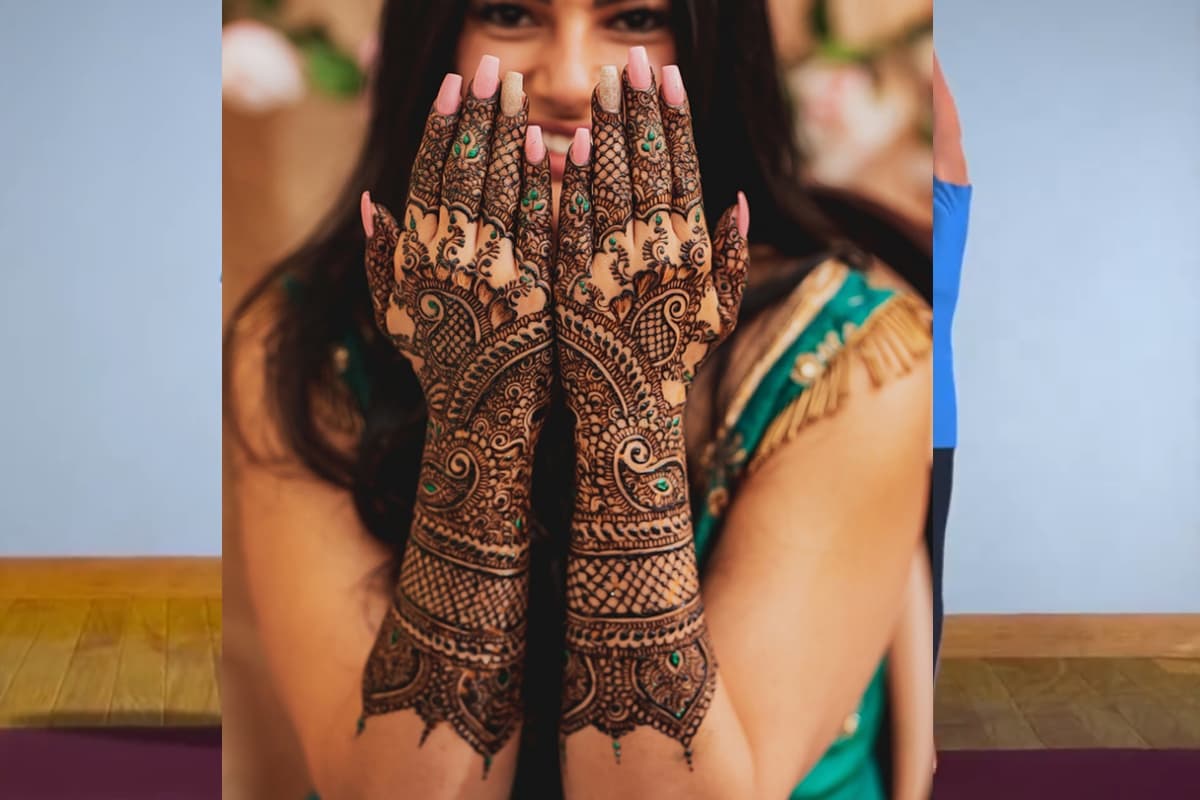 Indo-Western Mehndi Design: इंडो-वेस्टर्न लुक मेहंदी डिज़ाइन, खूबसूरती और स्टाइल का अनोखा संगम