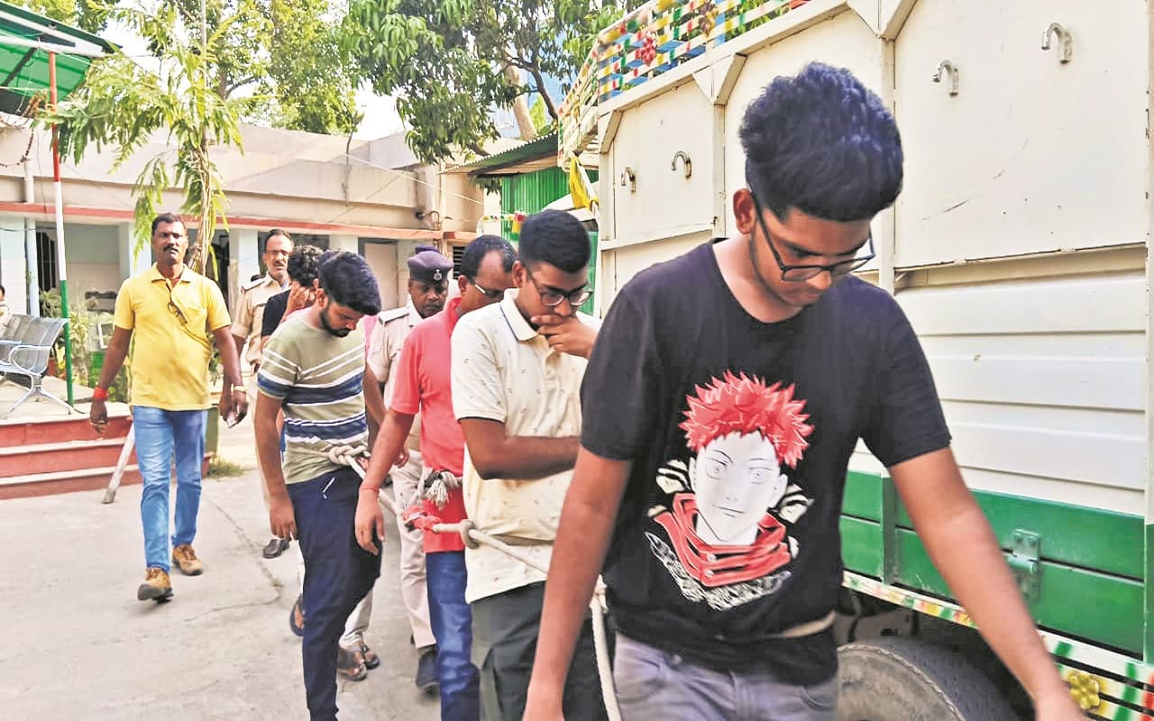 नीट पेपर लीक: बेऊर जेल में ही अभी बंद रहेंगे गिरफ्तार 13 आरोपित, कोर्ट में जमानत याचिका पर सुनवाई टली