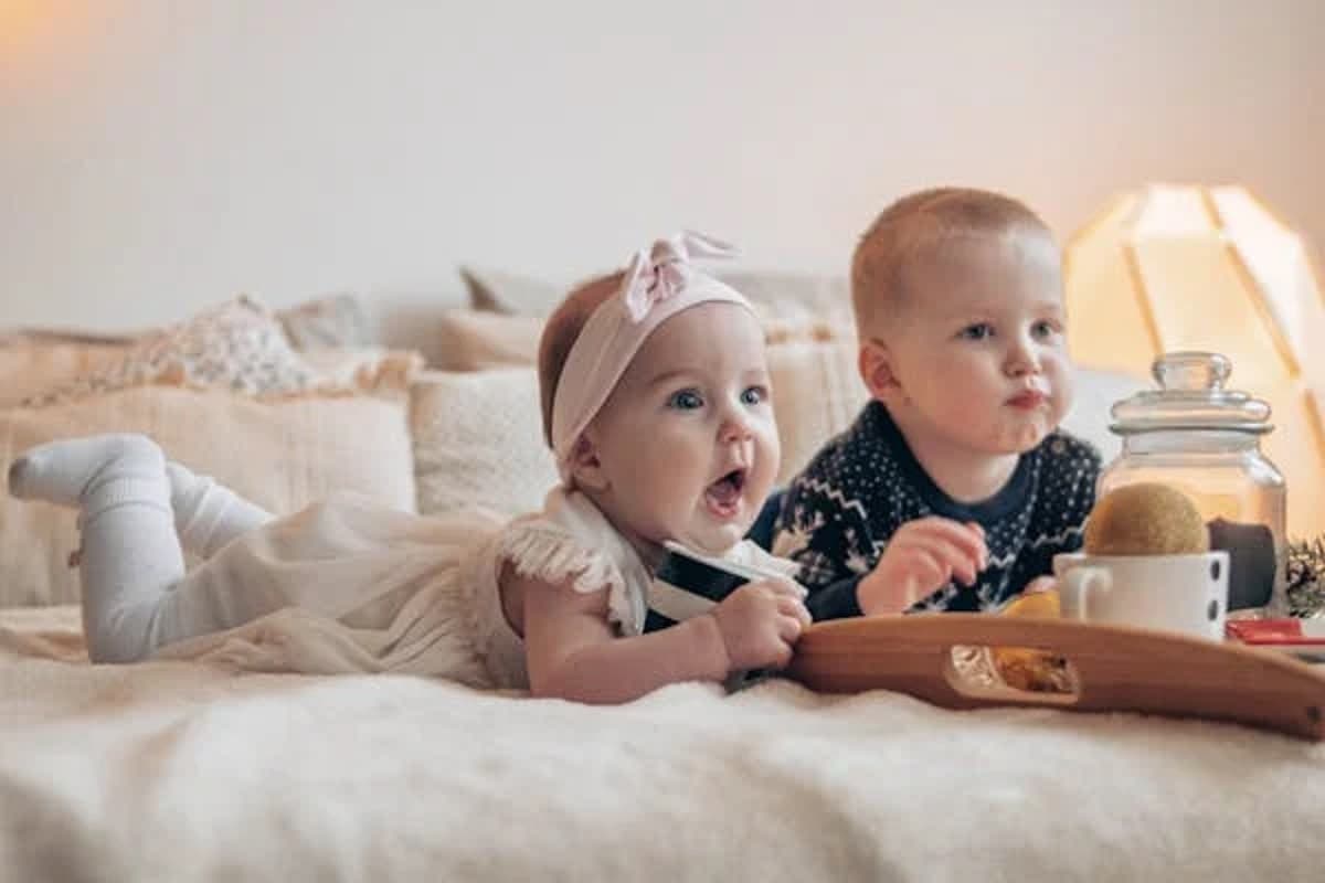 Cristian Baby Names: आपके नन्हें बच्चों पर खूब जचेगा ये प्यारा और यूनिक नाम