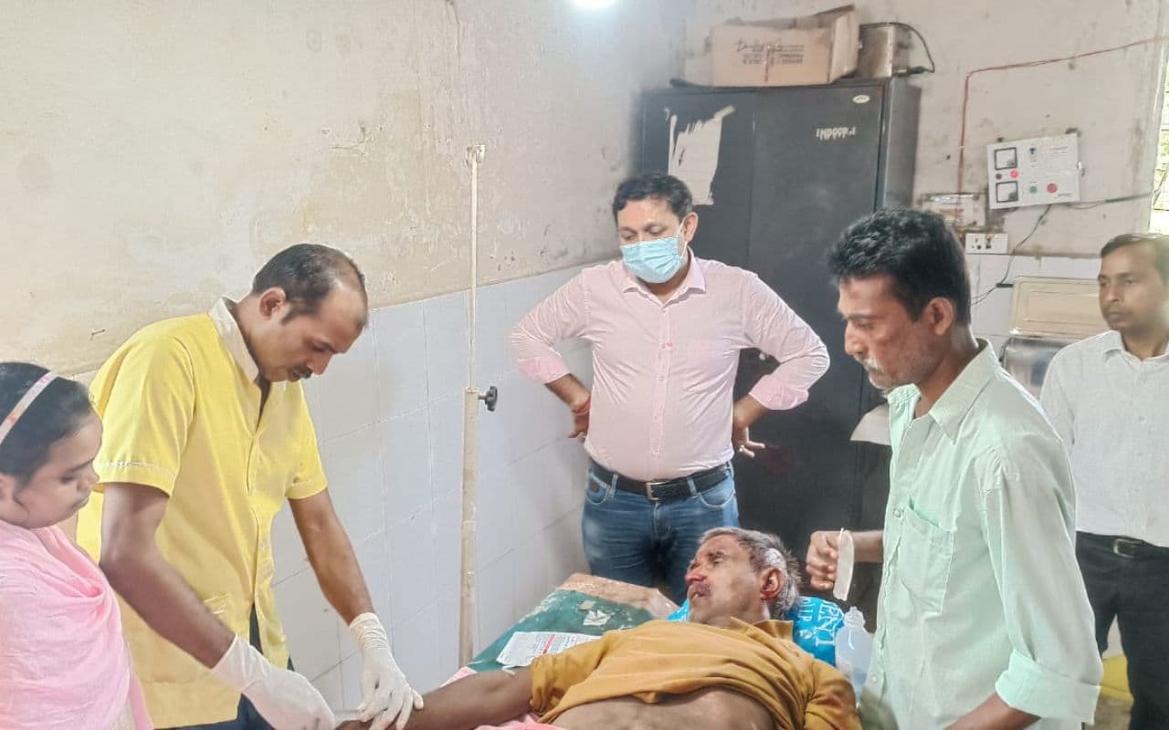 Jharkhand News: राजमहल में समधी के घर आए वृद्ध को अनियंत्रित बाईक ने रौंदा, हो गई मौत