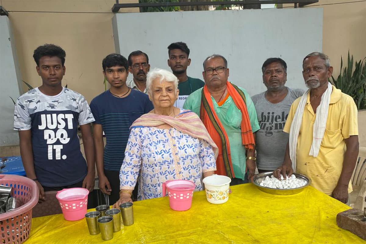 आप भी राधा की तरह समाज से जुड़िए, मानवता से प्यार करिए