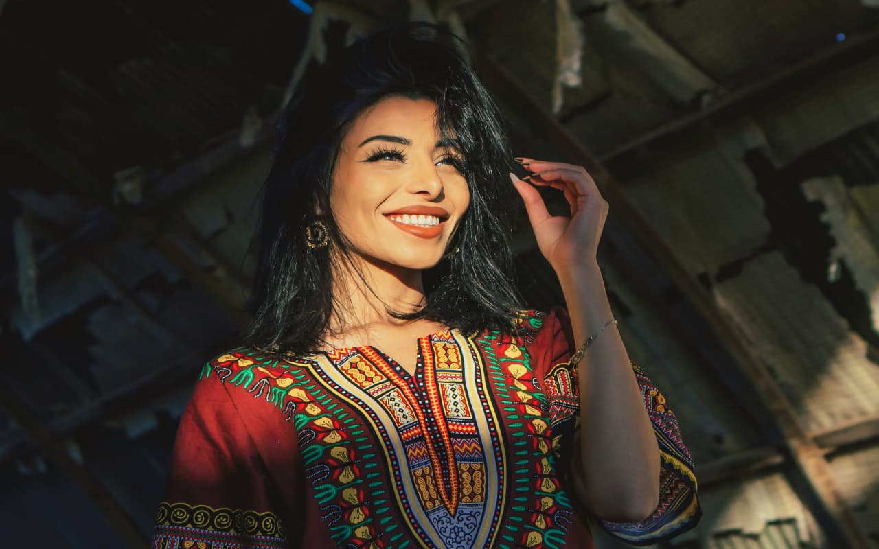 Skin Care Tips: गर्मियों में अपनी त्वचा को न होने दें बेजान, इन चीजों का करें इस्तेमाल