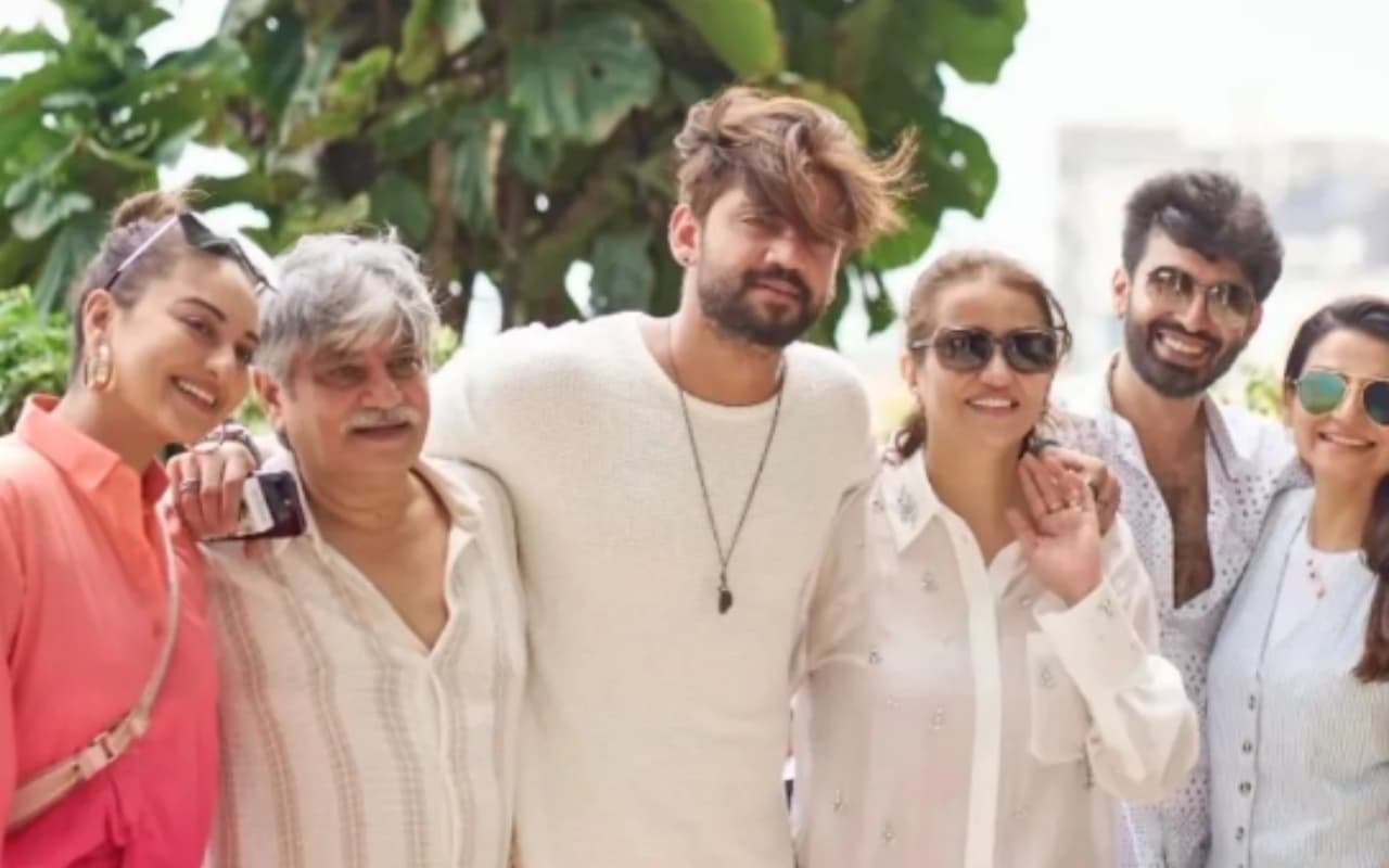 शादी से पहले जहीर इकबाल की फैमिली संग वक्त बिताते दिखीं सोनाक्षी सिन्हा, फैंस बोले- सास-ससुर का पूरा ख्याल रखा जा रहा