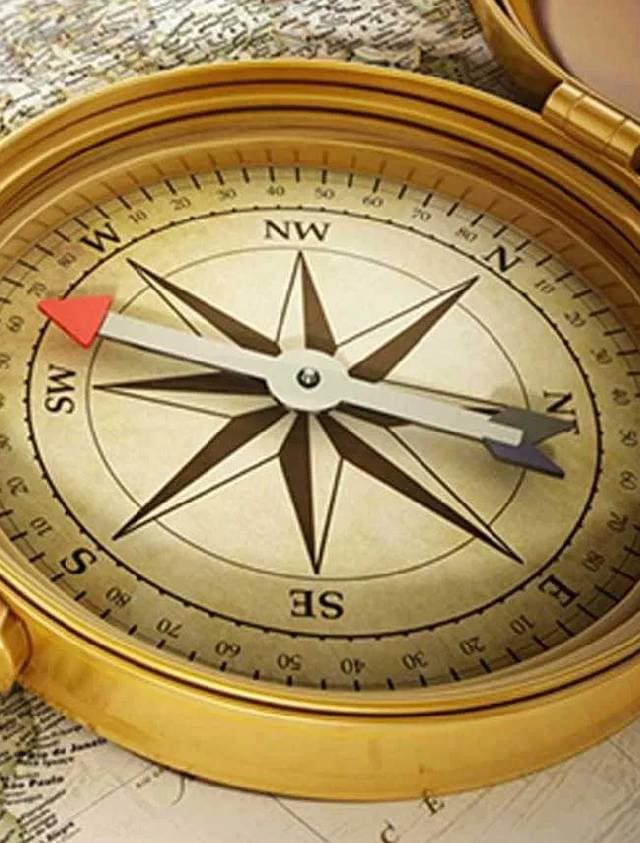Vastu Tips: जीवन में धन और सुख पाना चाहते हैं तो फॉलो करें 5 नियम, घर आएगी शांति