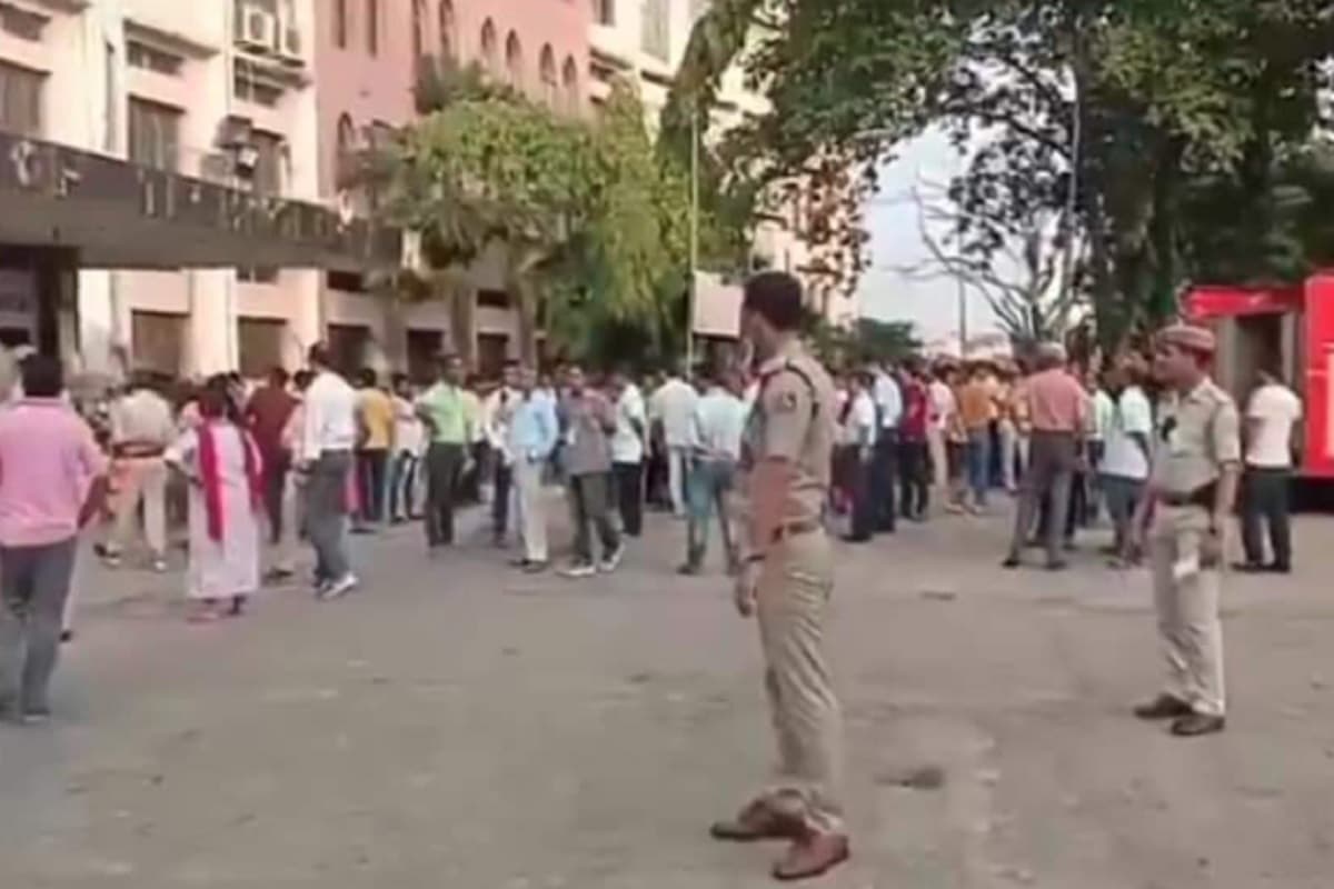 Lok Sabha Election: पूर्वी बर्दवान के मतगणना केंद्रों पर सुरक्षा के कड़े इंतजाम, इन प्रत्याशियों के भाग्य का होना है फैसला