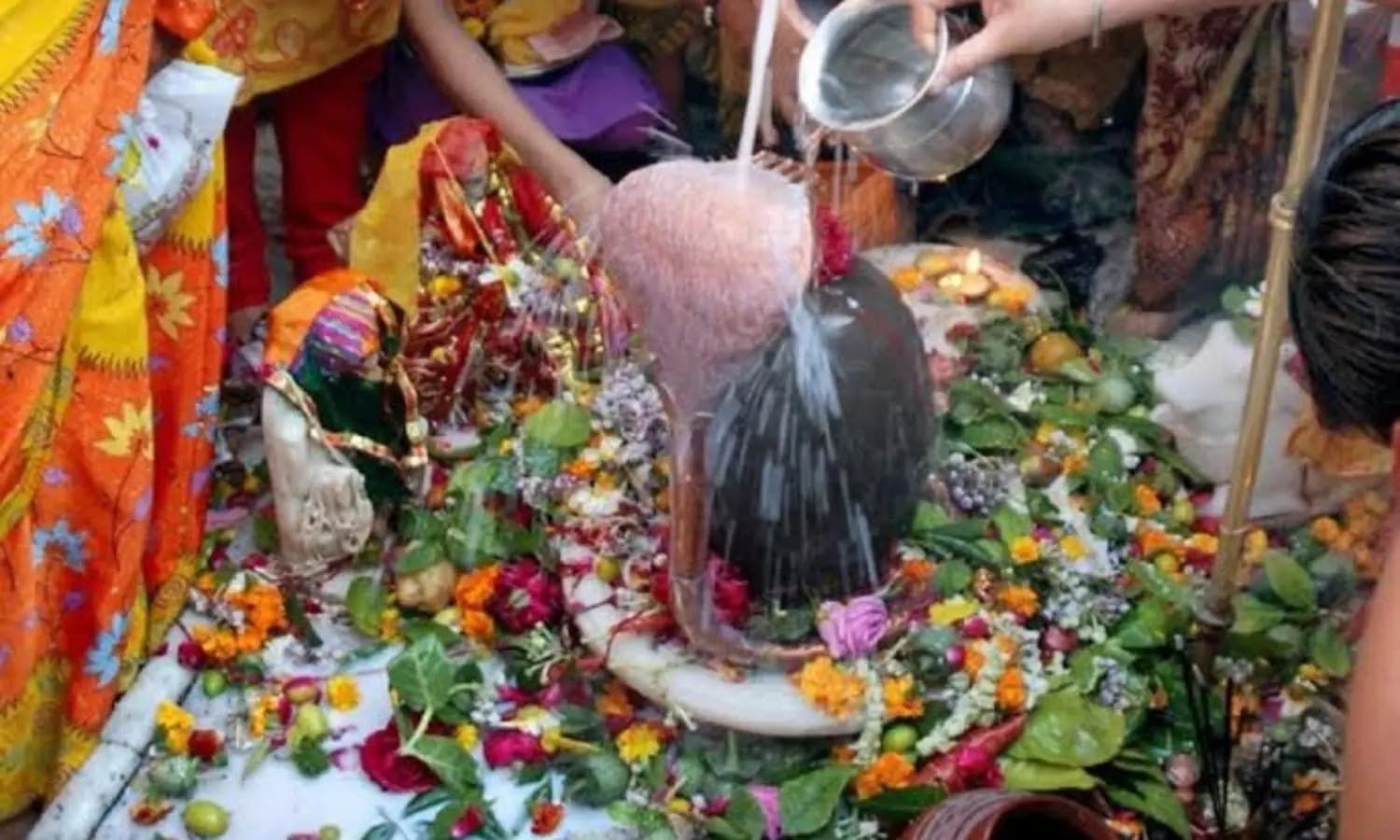 Sawan Second Somwar 2024 Date: सावन मास का दूसरा सोमवार व्रत बेहद खास, जानें शिव पूजा के लिए देखें योग और शुभ मुहूर्त
