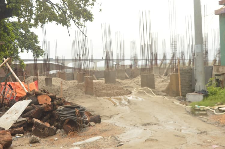 Bhagalpur Weather: भागलपुर में झमाझम बारिश, श्मशान घाटों पर शवों की लगी कतार