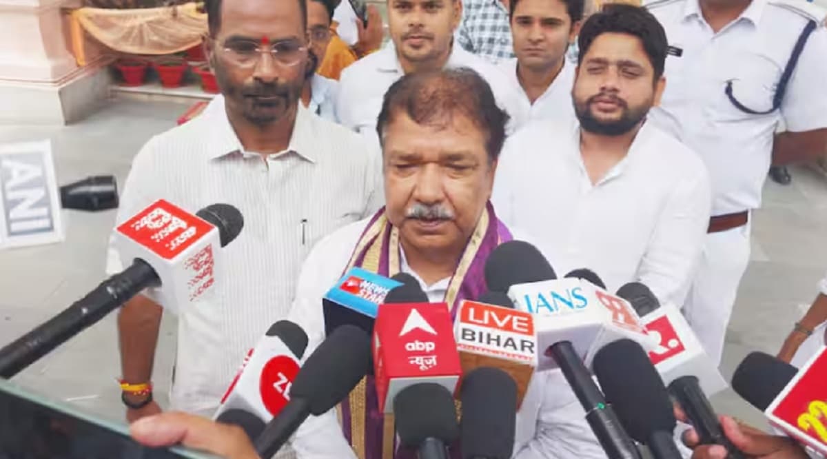 Dilip Jaiswal Reaction: दिलीप जायसवाल ने सम्राट चौधरी को बताया अपना नेता, शीर्ष नेतृत्व को दिया धन्यवाद