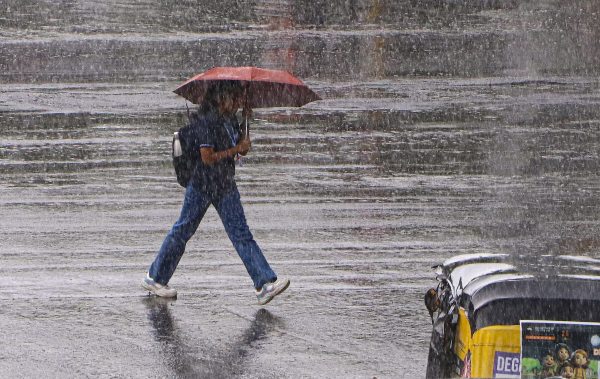 Weather Updates: जोर पकड़ रहा मानसून, 18 राज्यों में भारी बारिश का अनुमान, IMD ने जारी किया अलर्ट