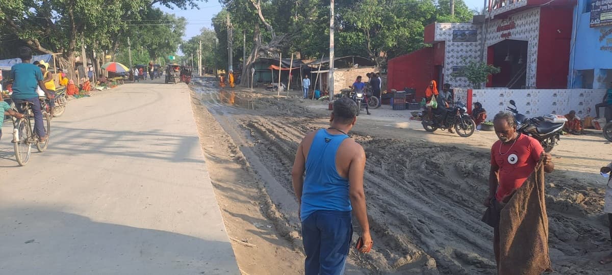 Munger news : कांवरिया वाहनों को इस बार एनएच-80 पर झेलनी होगी मुसीबत