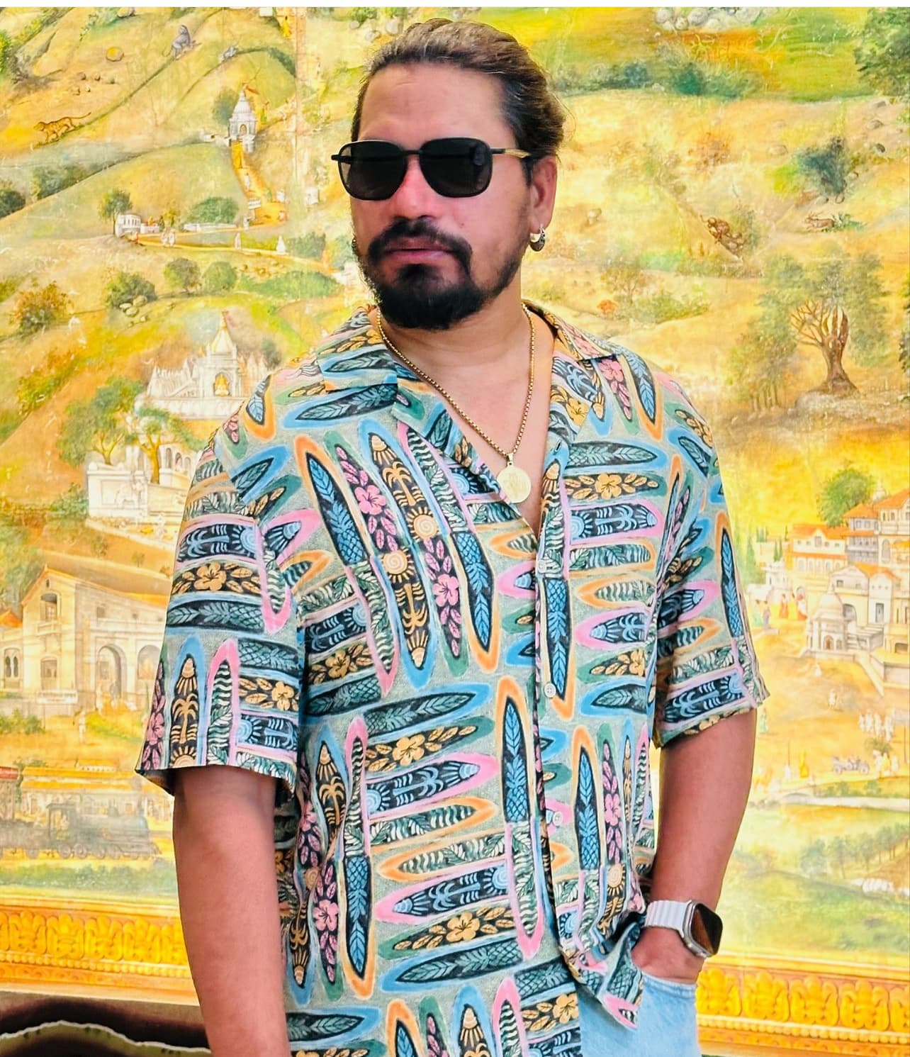 pravesh lal yadav ने बताया कॉलेज की फीस भरने के लिए 800 रुपये नहीं थे,अपनी सायकिल पड़ी थी बेचनी   