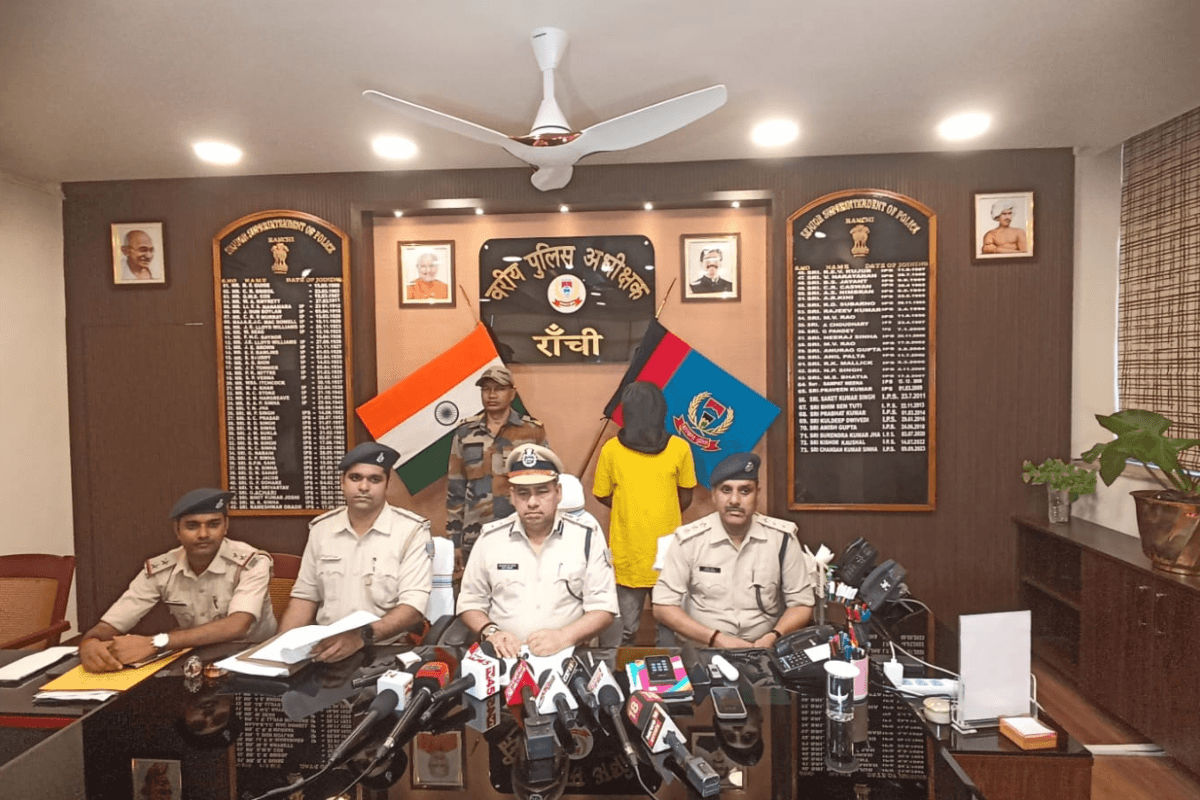 Jharkhand News : रांची पुलिस के हाथ लगी कामयाबी, 260 किलो गांजा के साथ 1 तस्कर गिरफ्तार