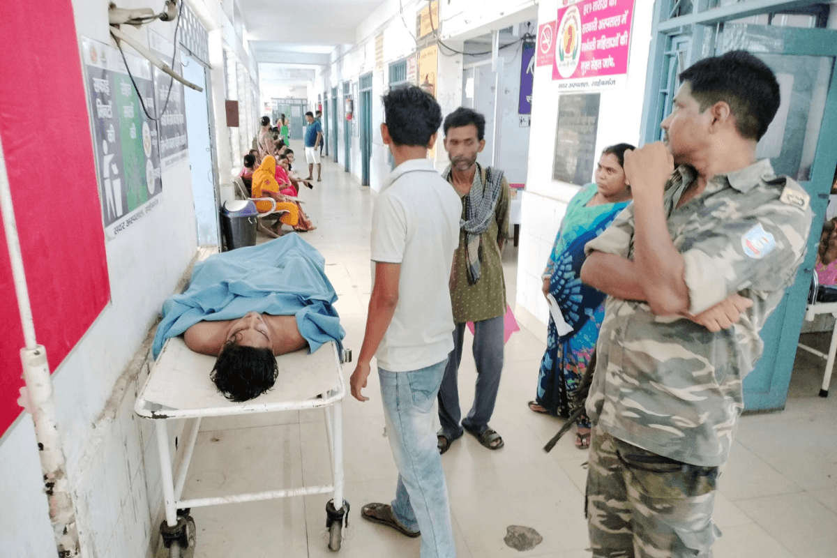 साहिबगंज में पॉलिटेक्निक का फॉर्म भरने आया छात्र गंगा में डूबा, 2 दोस्त बाल-बाल बचे