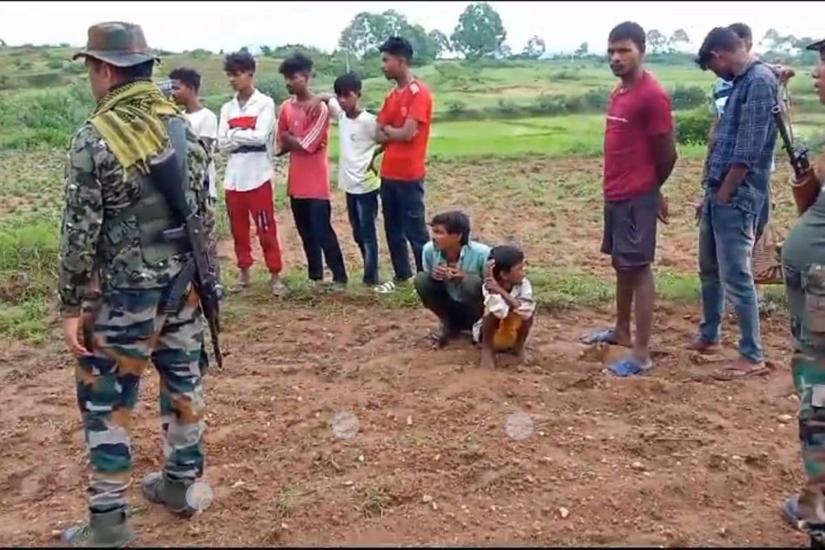 गुमला : गरीबी के कारण बीमार बेटी का नहीं करा सका इलाज तो पिता ने कर दी हत्या, आरोपी गिरफ्तार