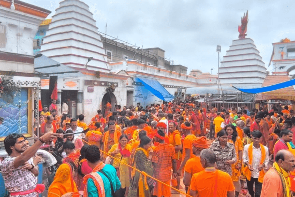 श्रावणी मेला 2024: सावन की पहली सोमवारी को बासुकिनाथ में 43 हजार कांवरियों ने किया जलाभिषेक, गूंजे बोलबम के नारे